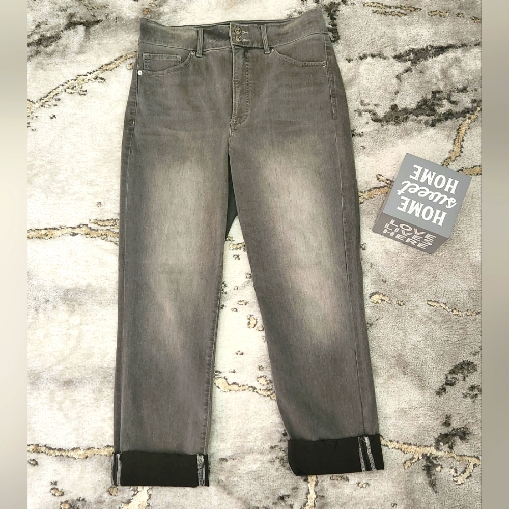 Women's  Express Size 12R Black/Gray  SLIM Super HIGH RISE Jeans. LIKE NEW